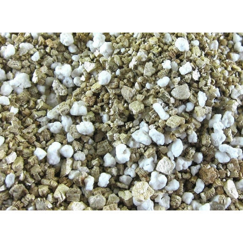 GebEarth - Vermiculite Espansa Fine, substrat idéal pour la  hiérarchisation, stimule la croissance et le développement des jeunes  plantes, augmente l'humidité et les disponibilités en eau du substrat [3  litres] : 